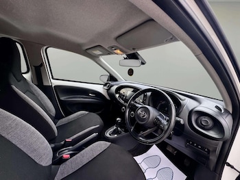 Used Toyota Aygo X 2023 for sale - 79304203: Photo