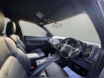 Used Mitsubishi Outlander 2018 for sale - 79387415: Photo