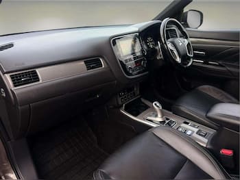 Used Mitsubishi Outlander 2018 for sale - 79820300: Photo