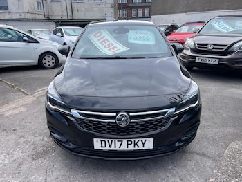 Used Vauxhall Astra 2017 for sale - 79352769: Photo