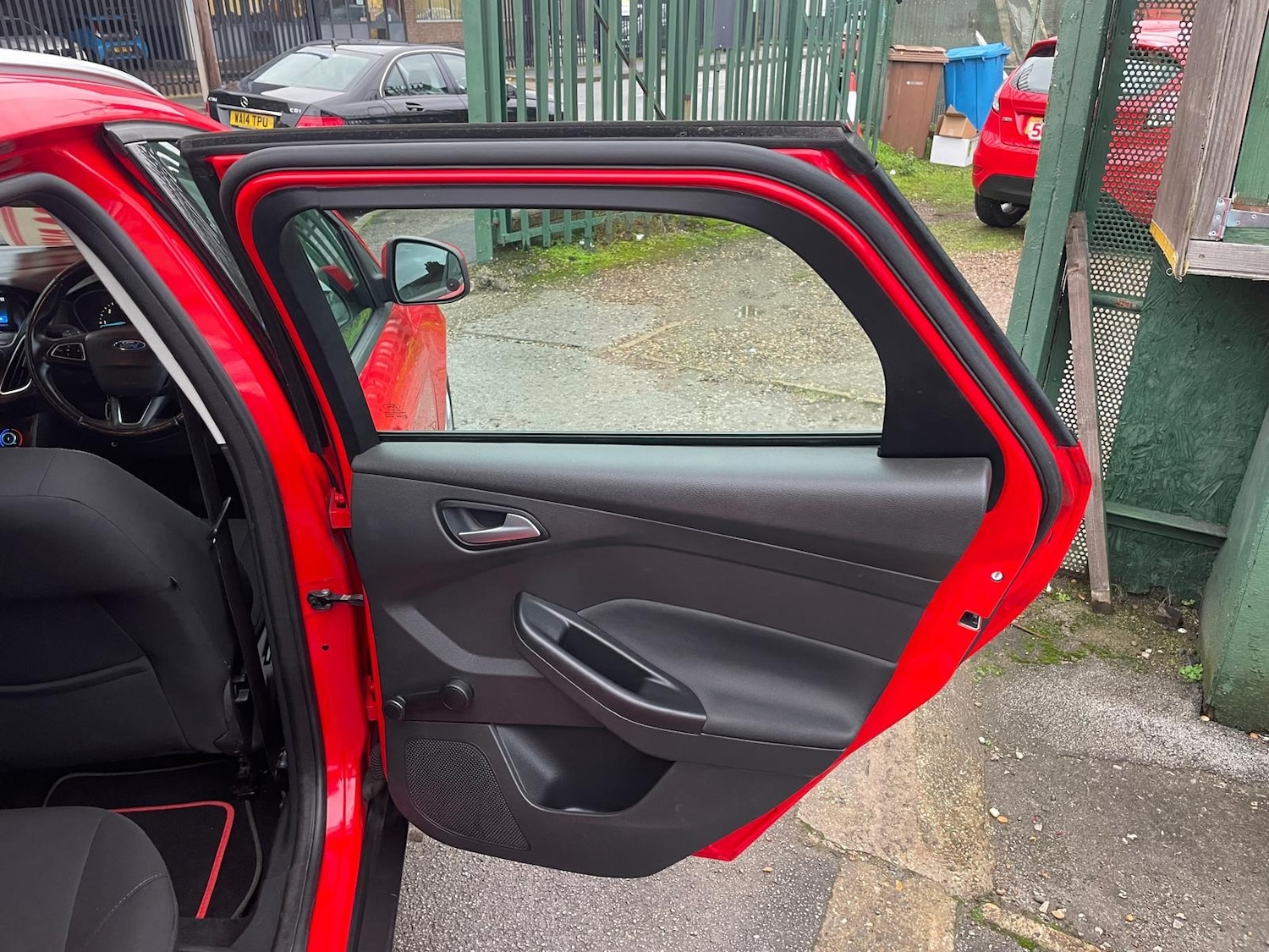 Used Ford Focus 2016 for sale - 76723392: Photo 22