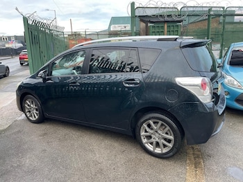 Used Toyota Verso 2013 for sale - 77184873: Photo