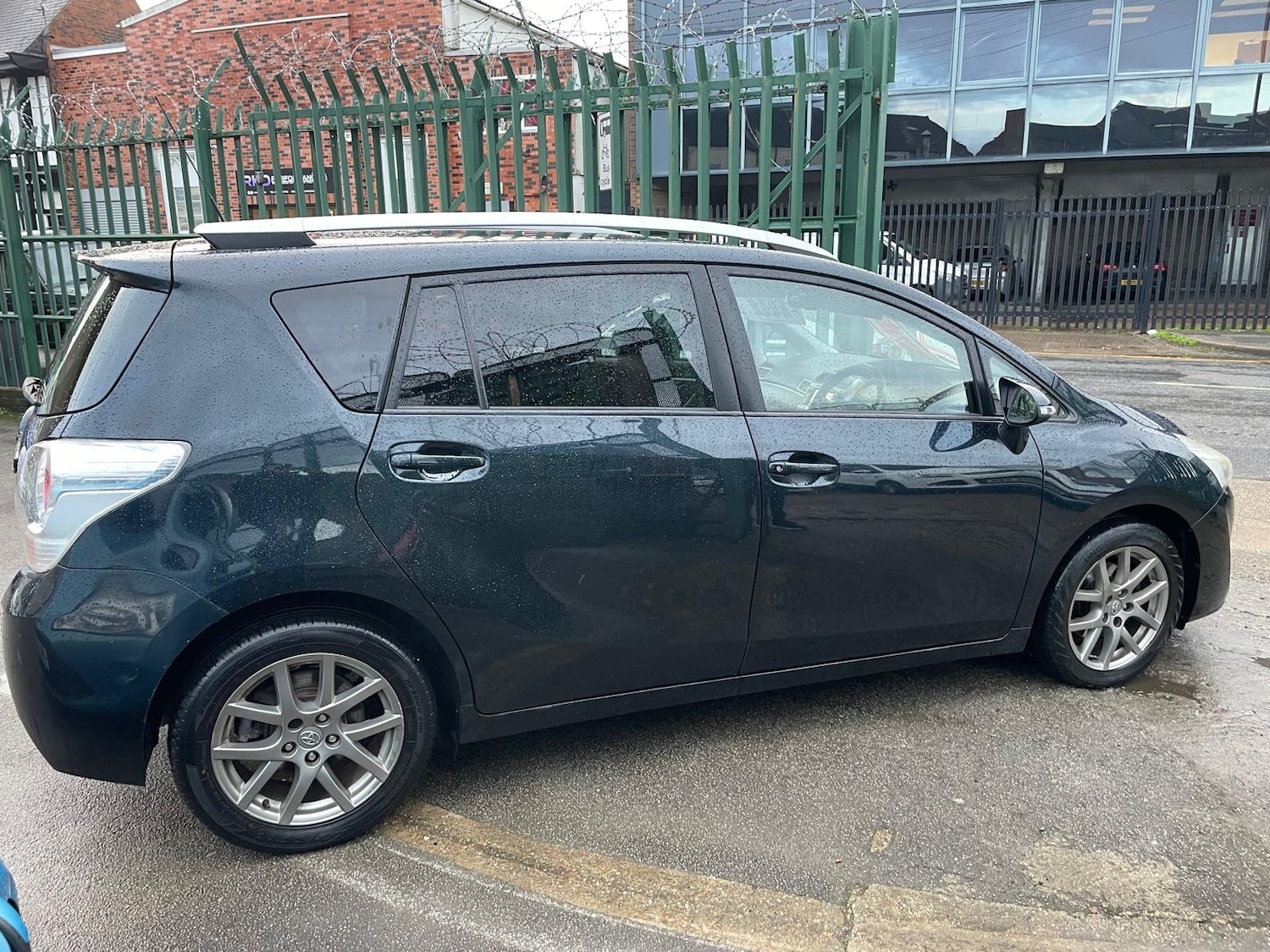 Used Toyota Verso 2013 for sale - 77184873: Photo 5