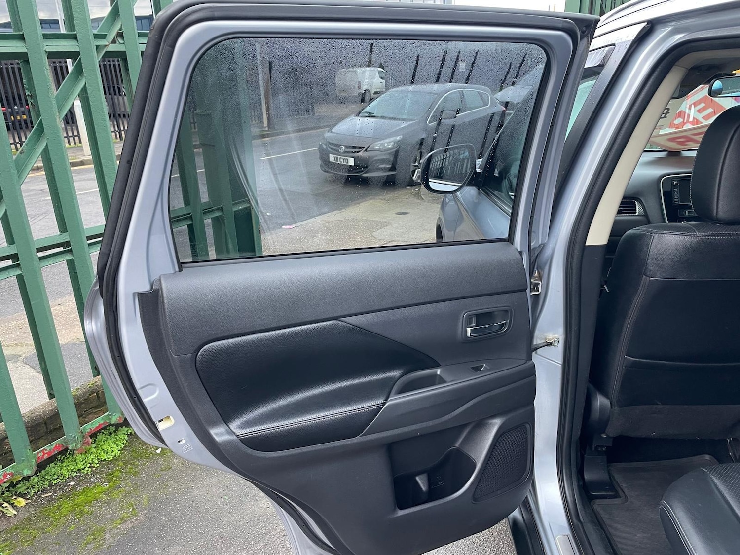 Used Mitsubishi Outlander 2014 for sale - 76935510: Photo 23