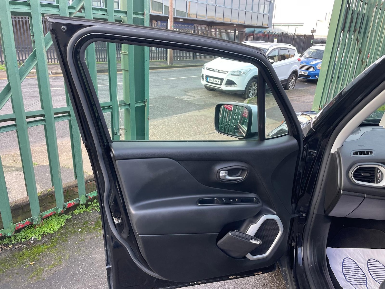 Used Jeep Renegade 2016 for sale - 76951334: Photo 16