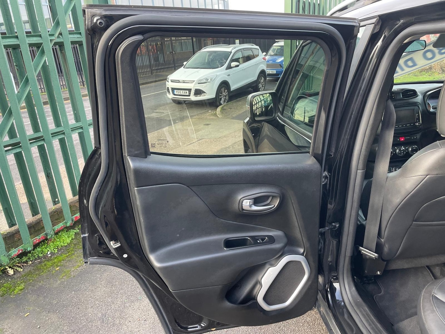 Used Jeep Renegade 2016 for sale - 76951334: Photo 19