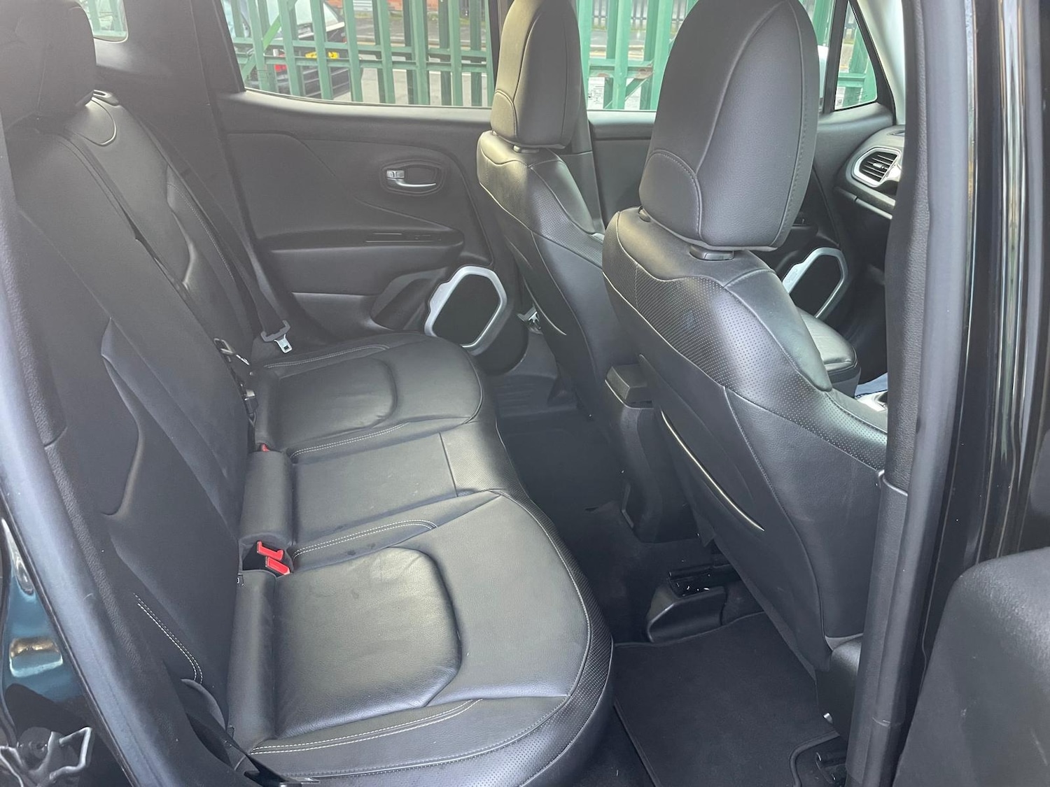 Used Jeep Renegade 2016 for sale - 76951334: Photo 20