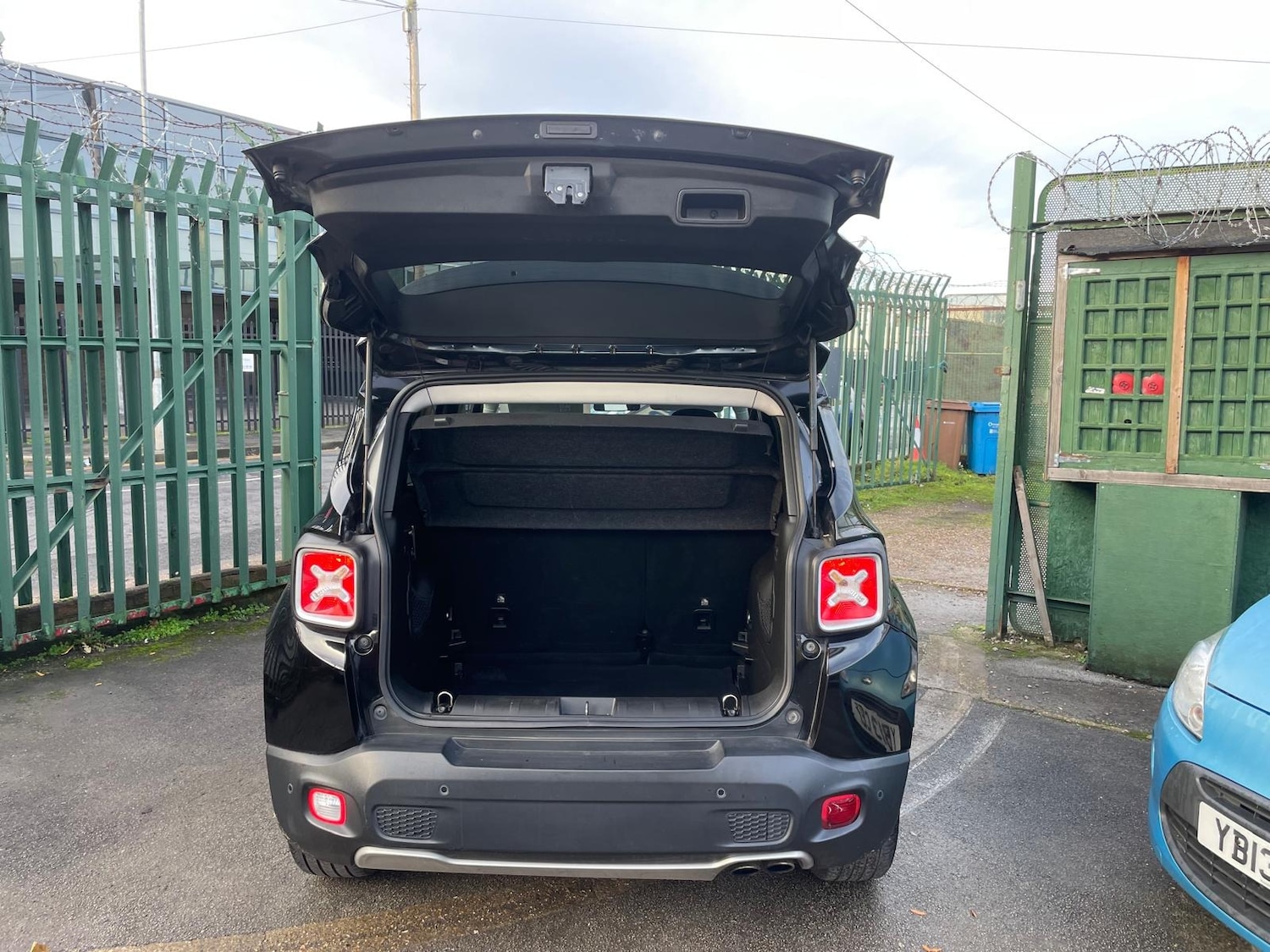 Used Jeep Renegade 2016 for sale - 76951334: Photo 7