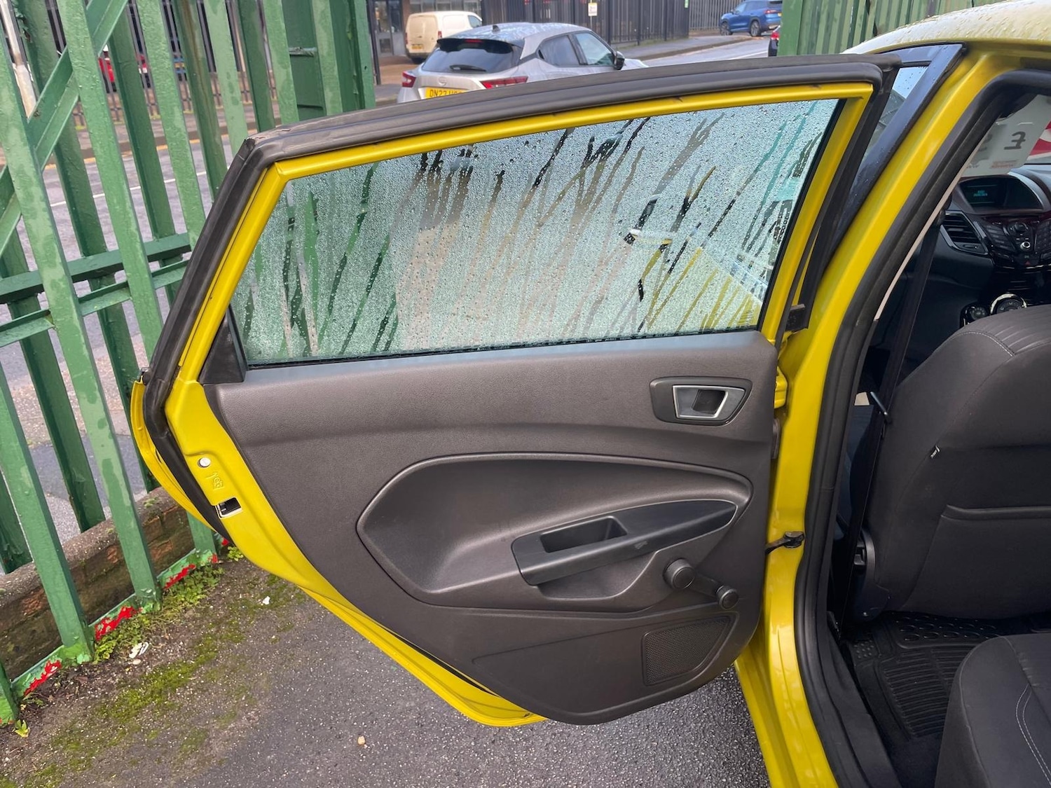 Used Ford Fiesta 2014 for sale - 77364837: Photo 21