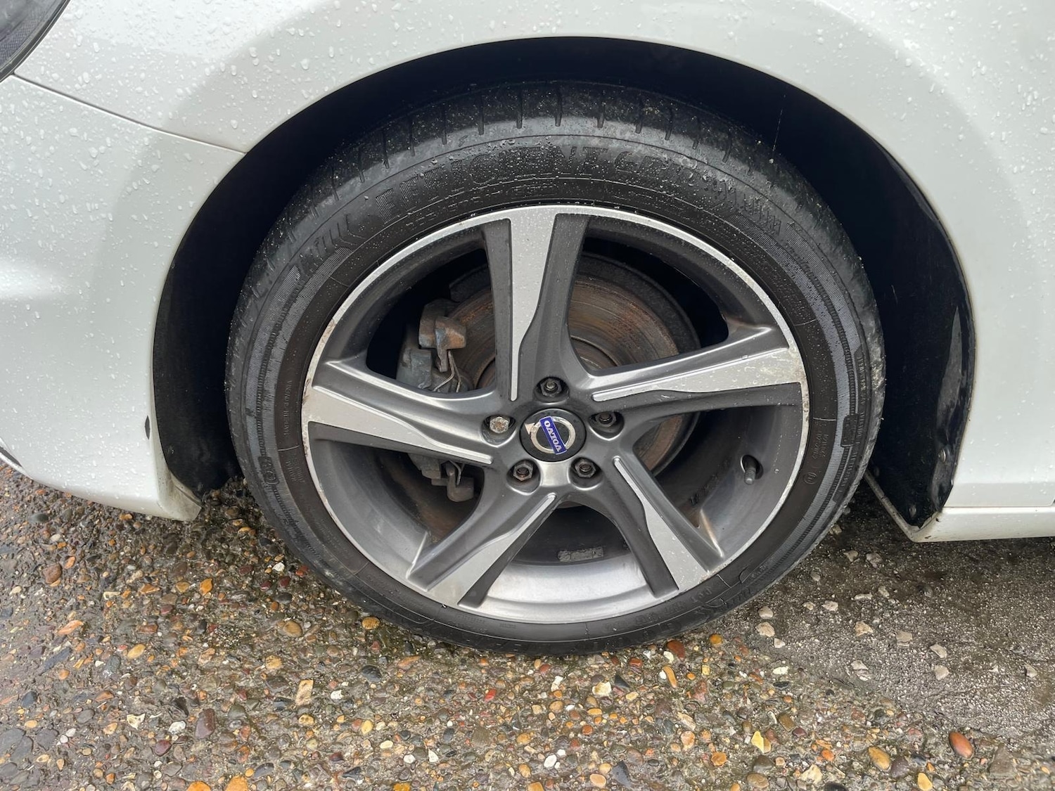 Used Volvo V40 2015 for sale - 77296864: Photo 6