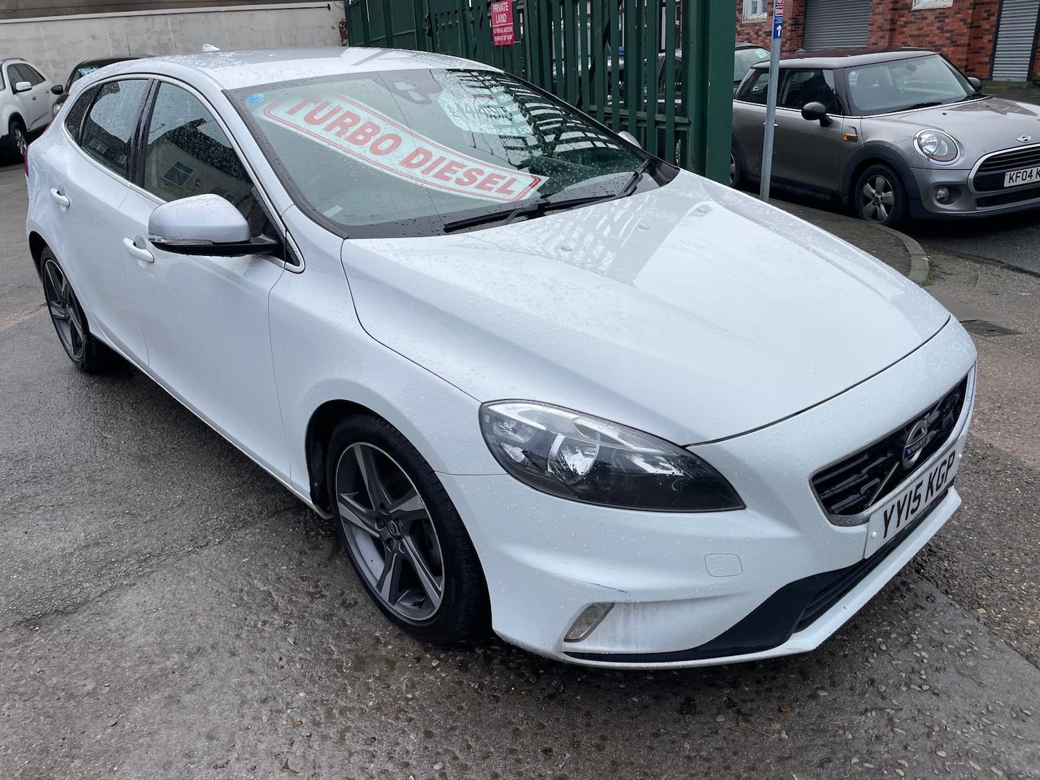 Used Volvo V40 2015 for sale - 77296864: Photo 7