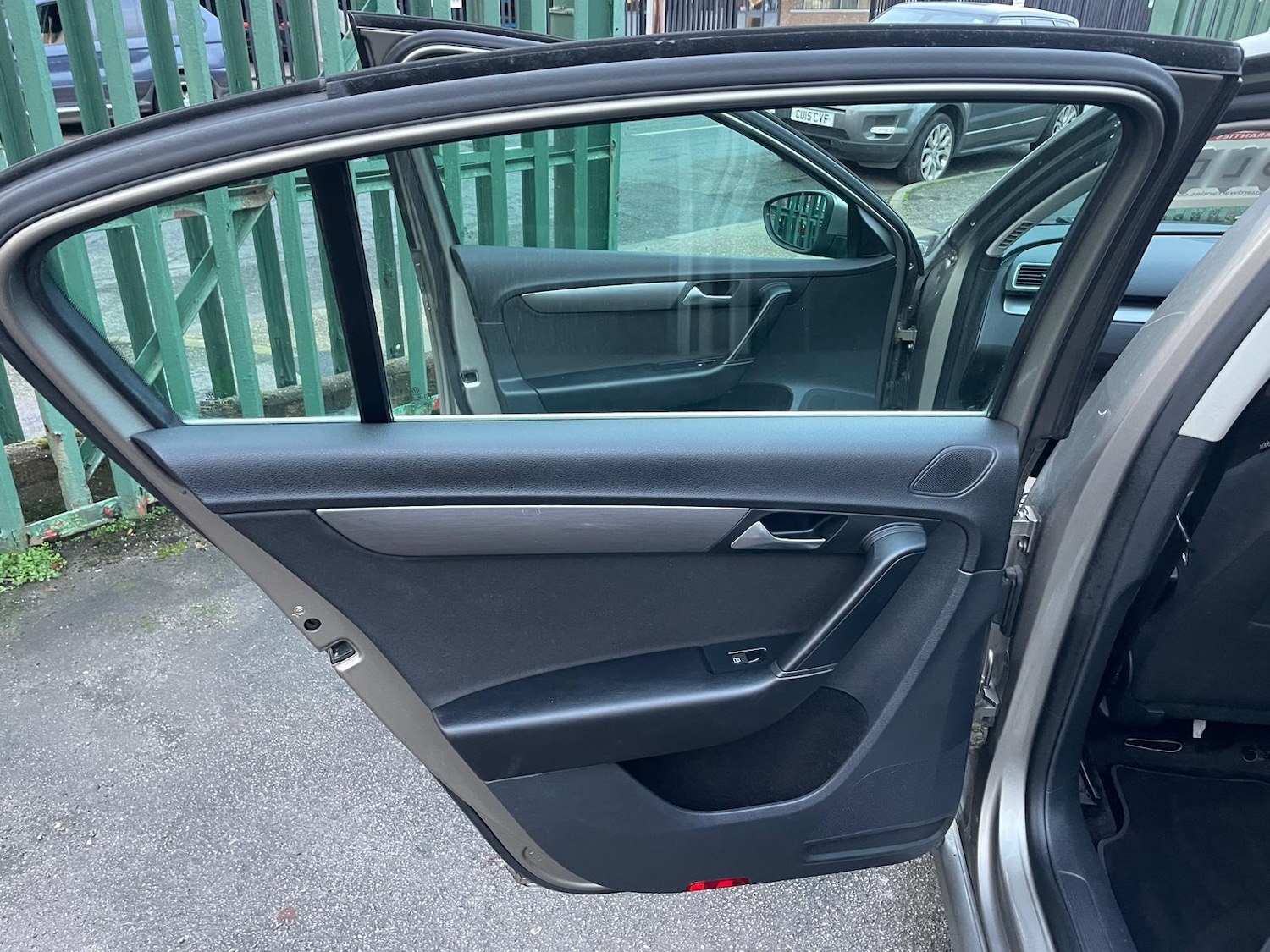 Used Volkswagen Passat 2013 for sale - 76982630: Photo 18