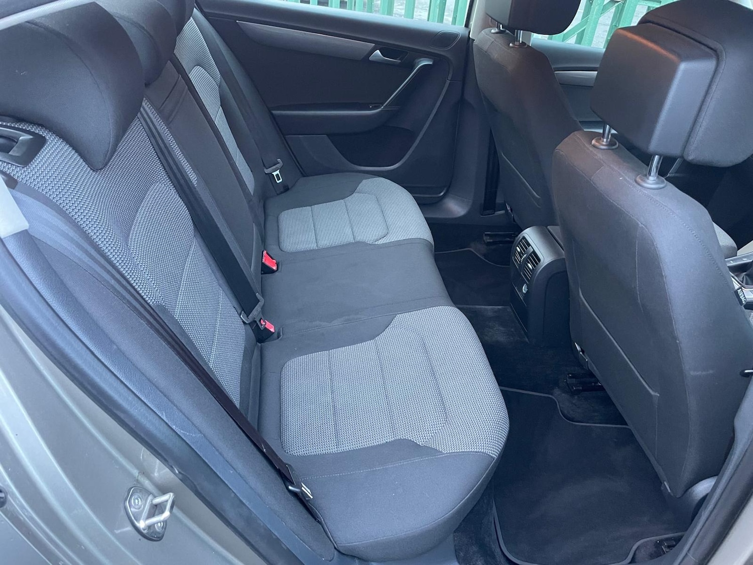 Used Volkswagen Passat 2013 for sale - 76982630: Photo 19