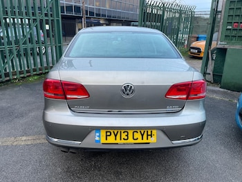 Used Volkswagen Passat 2013 for sale - 76982630: Photo