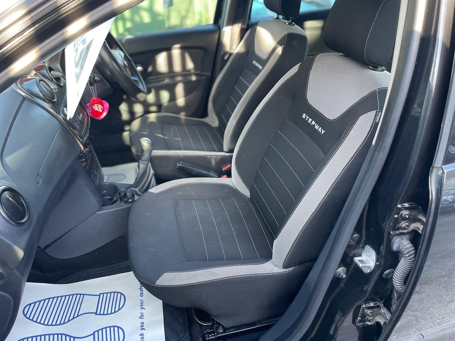 Used Dacia Sandero Stepway 2016 for sale - 77731066: Photo 16