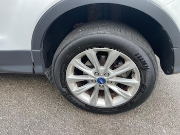 Used Ford Kuga 2015 for sale - 77370749: Photo