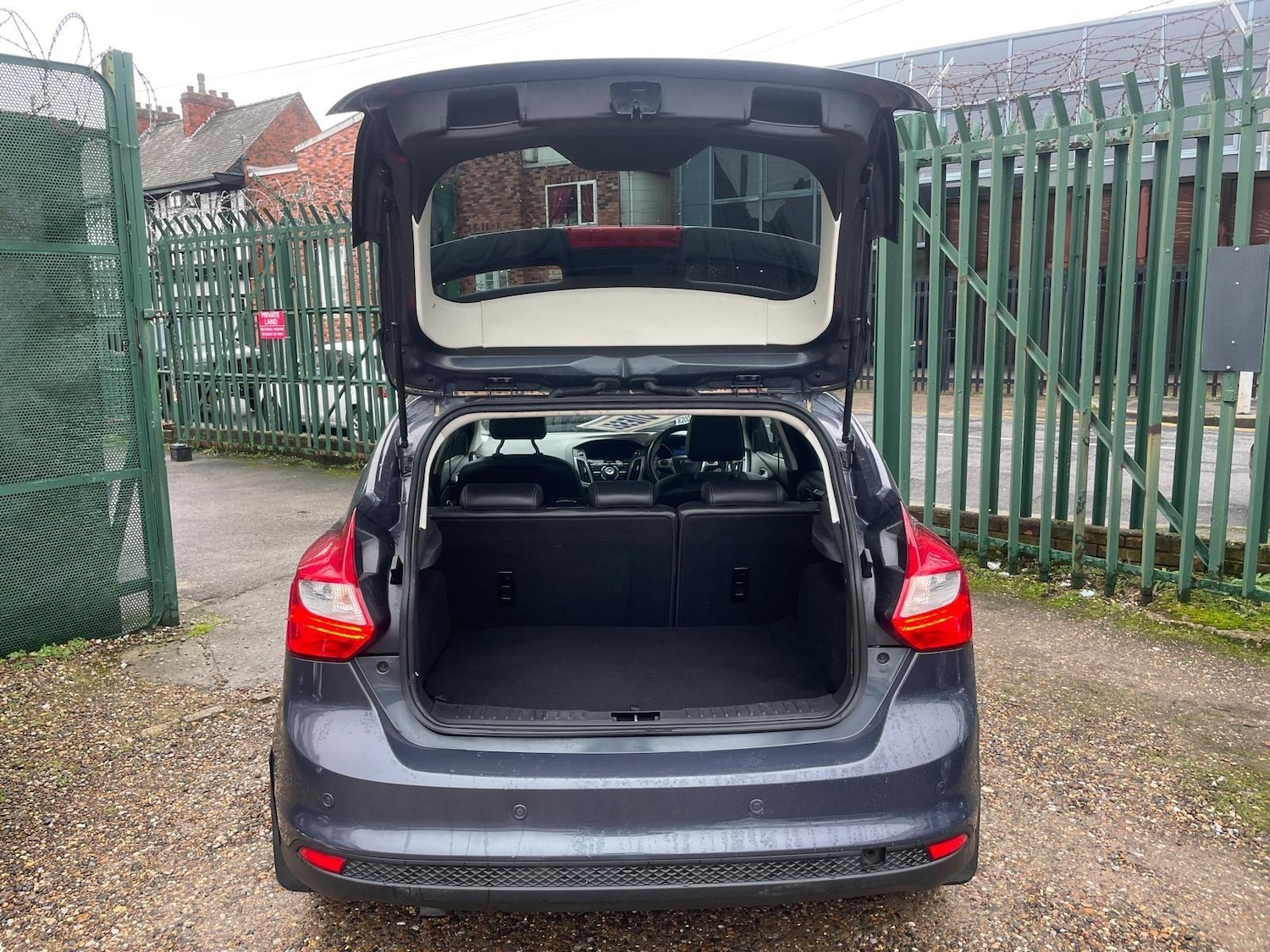 Used Ford Focus 2012 for sale - 77241374: Photo 11