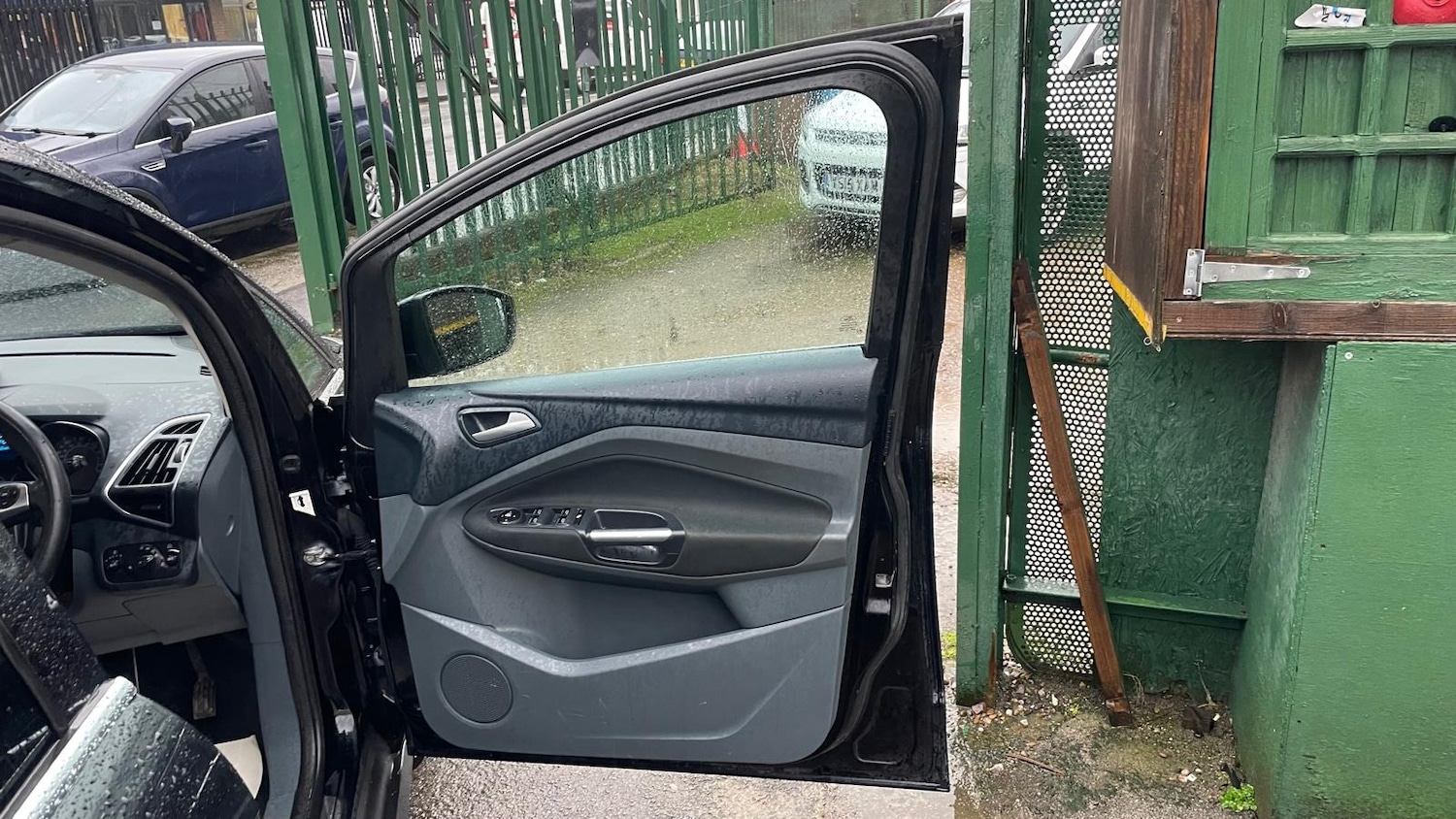 Used Ford Grand C-Max 2011 for sale - 77352170: Photo 13