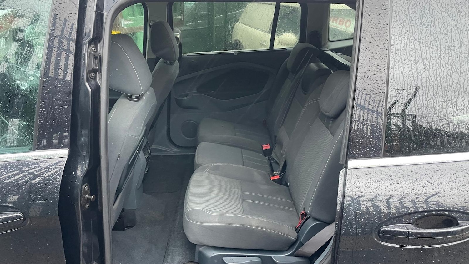 Used Ford Grand C-Max 2011 for sale - 77352170: Photo 18