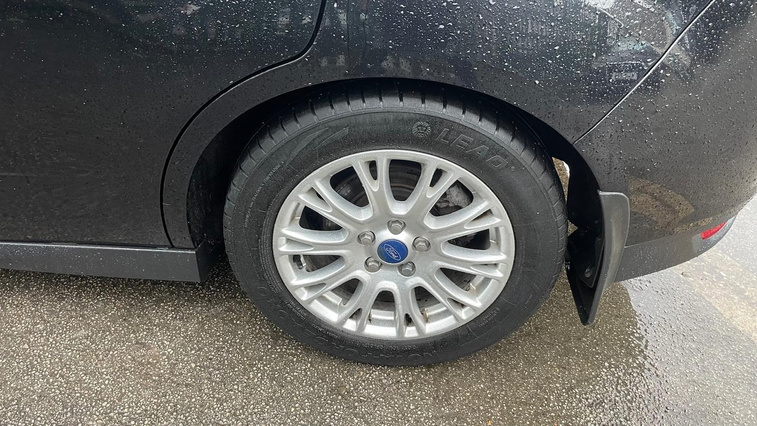 Used Ford Grand C-Max 2011 for sale - 77352170: Photo 21