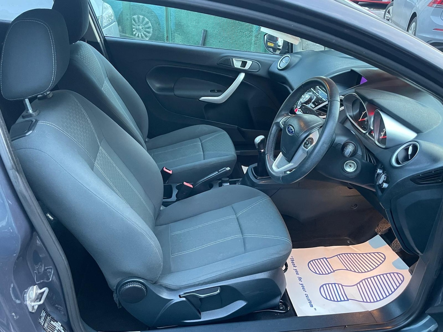 Used Ford Fiesta 2012 for sale - 76673132: Photo 6