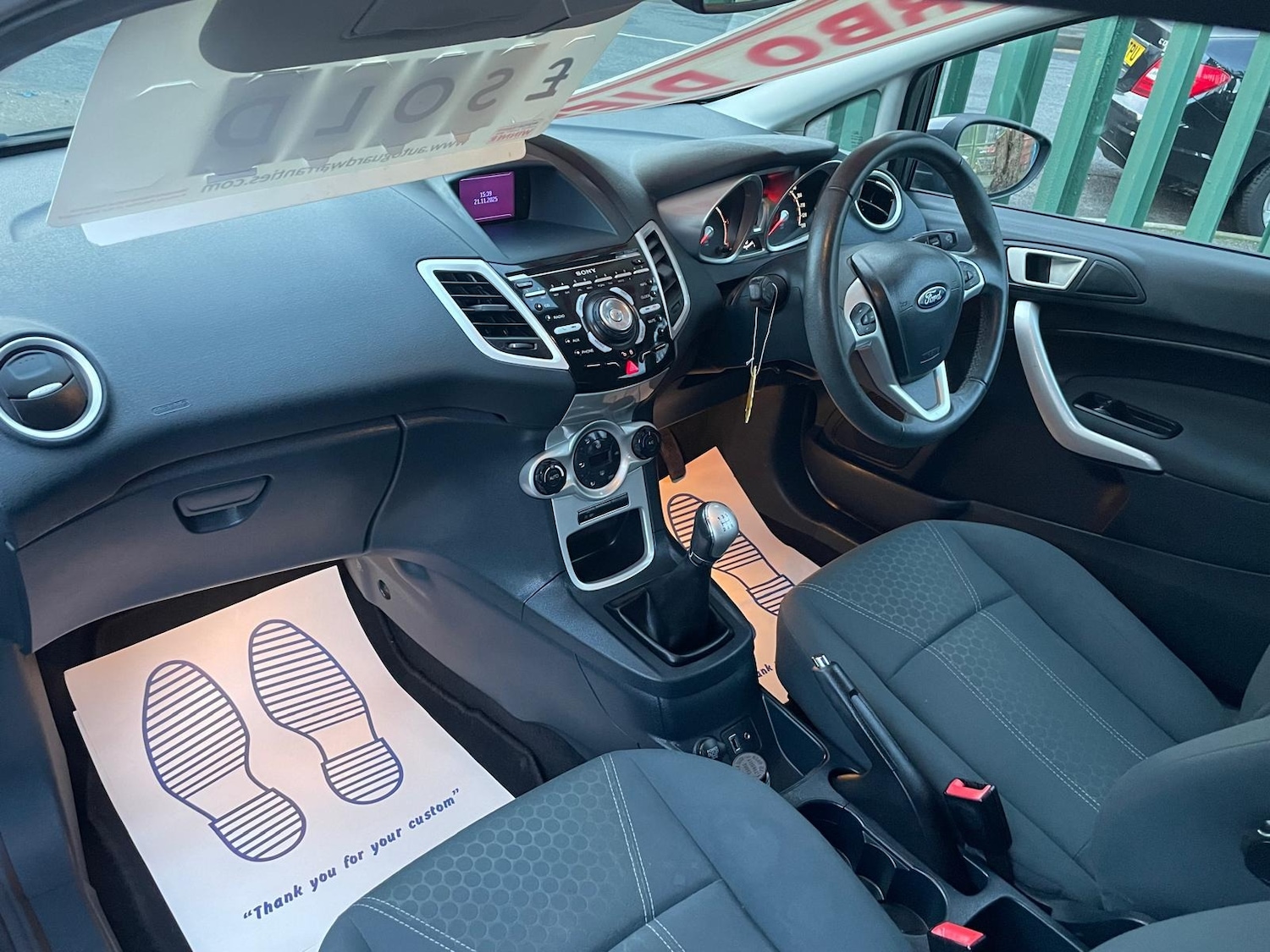 Used Ford Fiesta 2012 for sale - 76673132: Photo 9