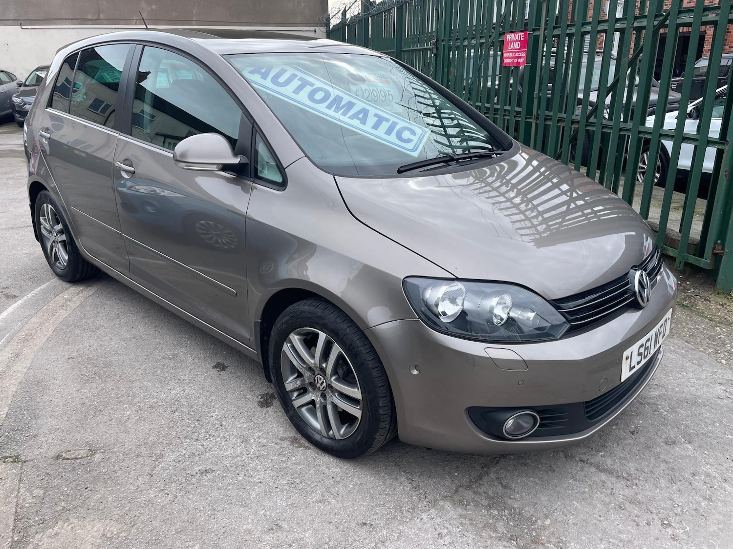 Used Volkswagen Golf Plus 2011 for sale - 77997552: Photo 22