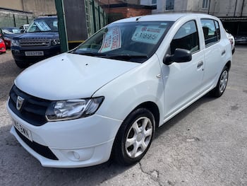 Used Dacia Sandero 2015 for sale - 79813645: Photo