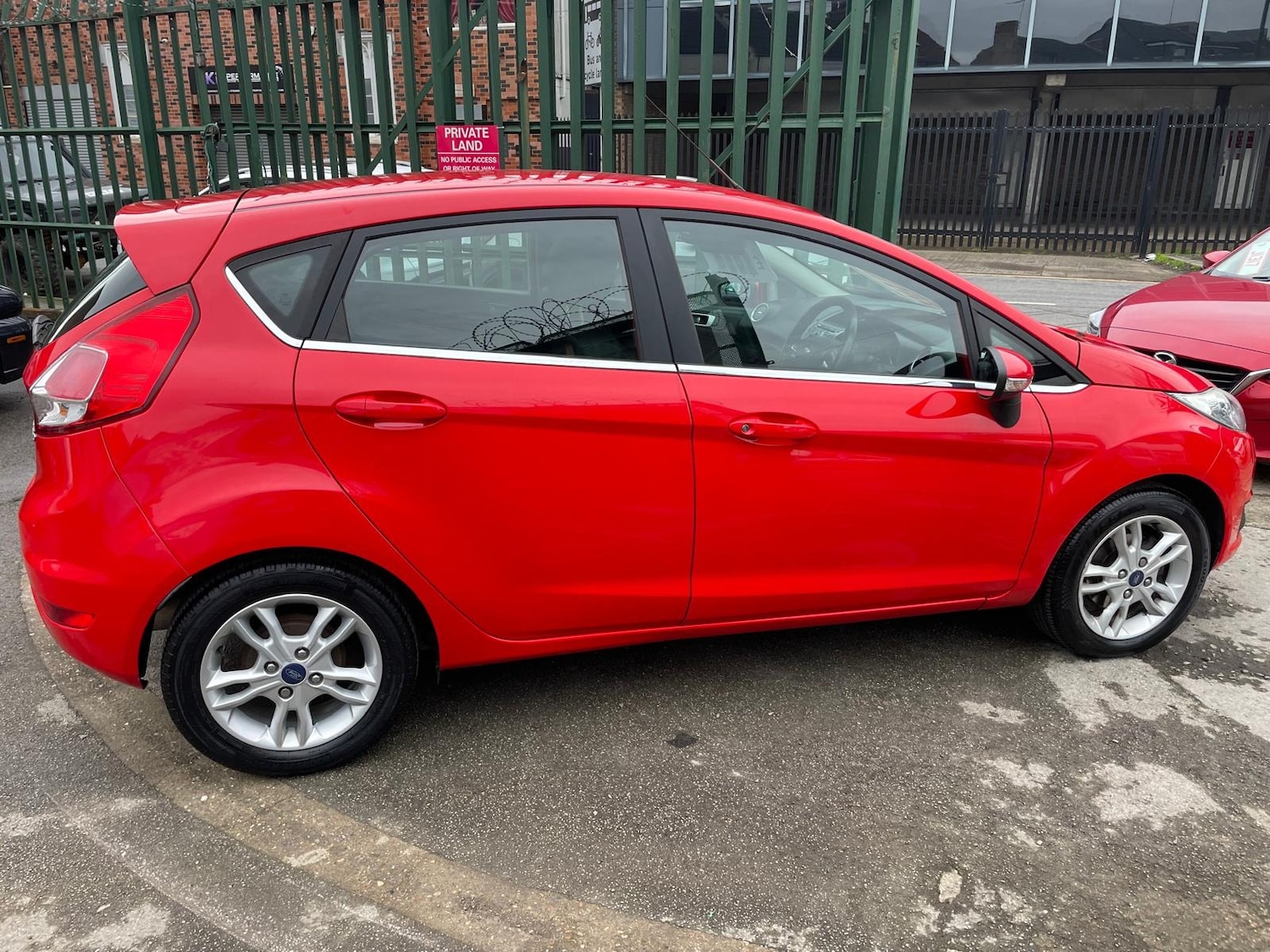 Used Ford Fiesta 2014 for sale - 77630122: Photo 18