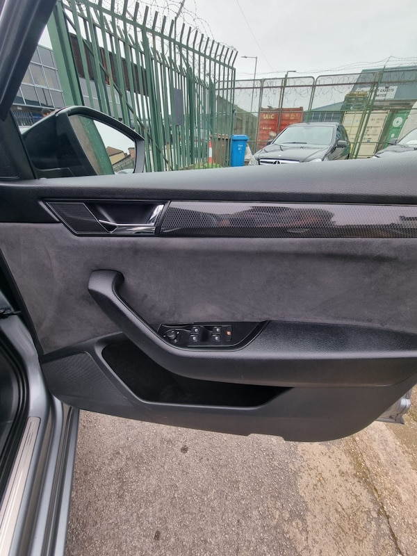 Used Skoda Superb 2017 for sale - 76319485: Photo 14