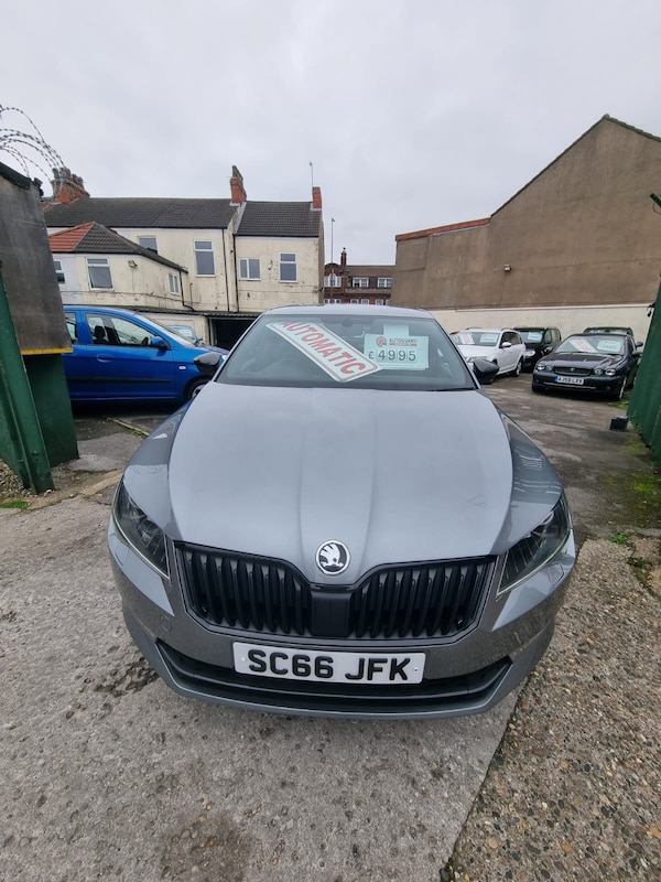 Used Skoda Superb 2017 for sale - 76319485: Photo 2