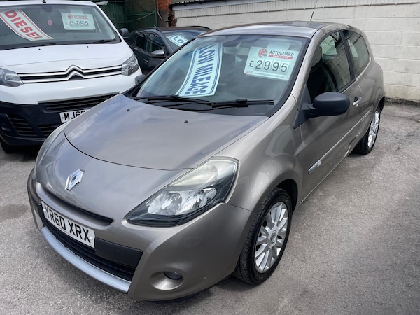 Used Renault Clio 2010 for sale - 75053552: Photo 1