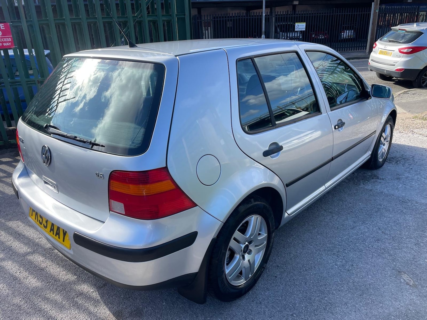 Used Volkswagen Golf 2003 for sale - 76045591: Photo 10