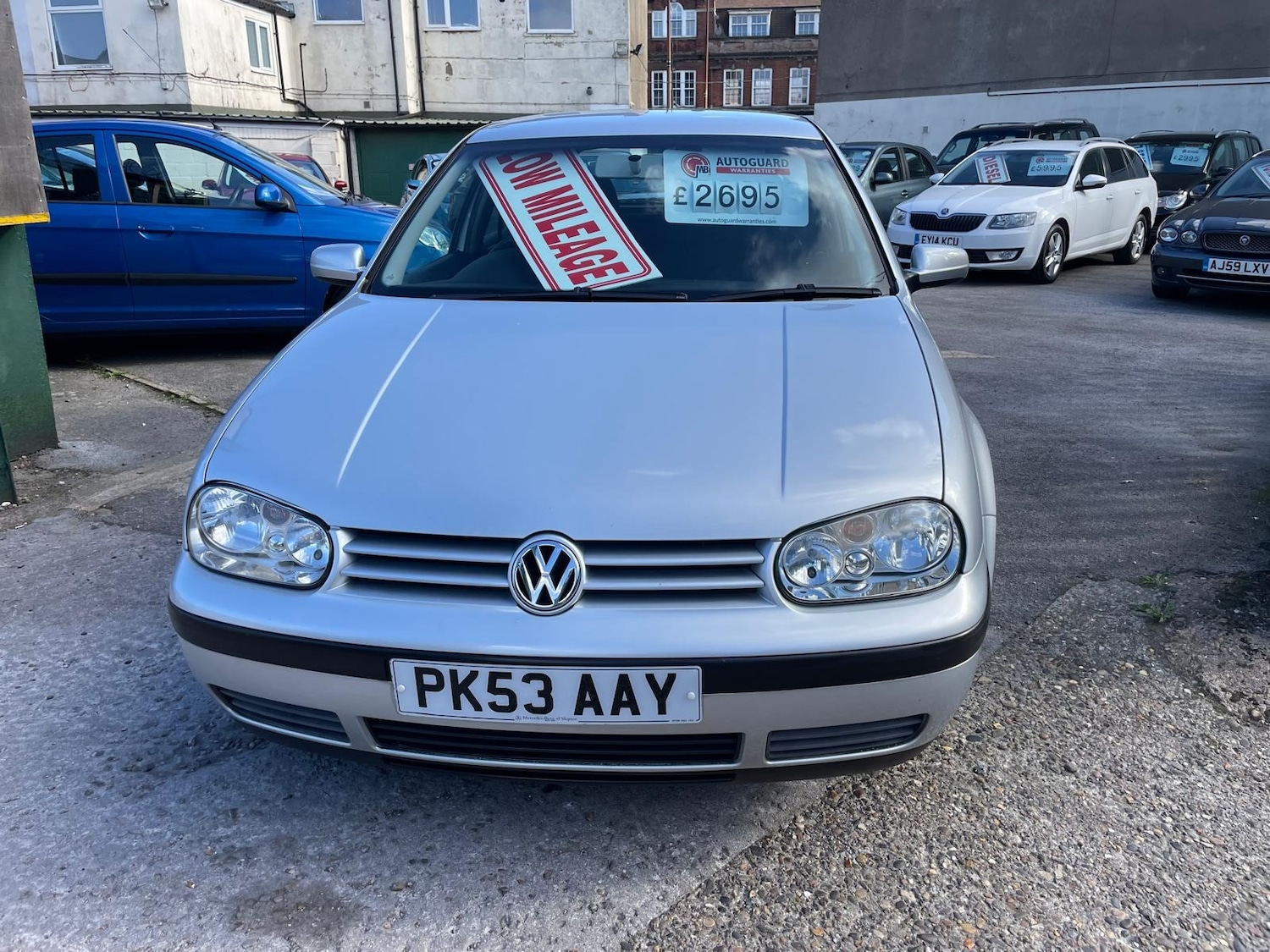 Used Volkswagen Golf 2003 for sale - 76045591: Photo 2