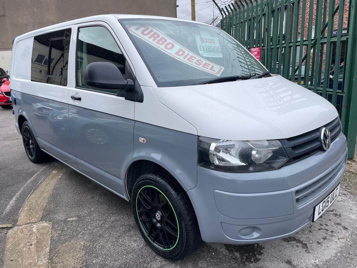 Used Volkswagen Transporter 2015 for sale - 76331122: Photo 24