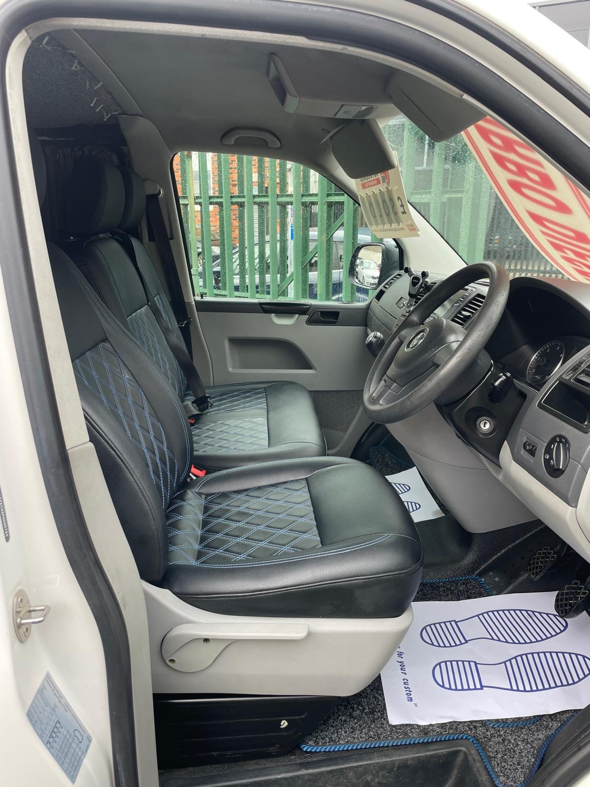 Used Volkswagen Transporter 2015 for sale - 76331122: Photo 6