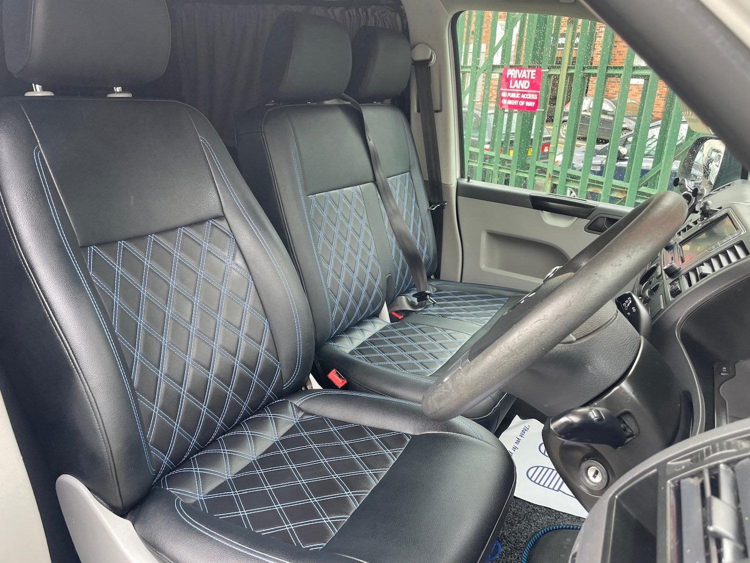 Used Volkswagen Transporter 2015 for sale - 76331122: Photo 9