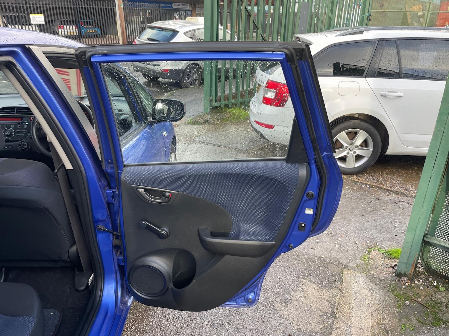 Used Honda Jazz 2012 for sale - 76692634: Photo 24