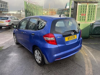 Used Honda Jazz 2012 for sale - 76692634: Photo