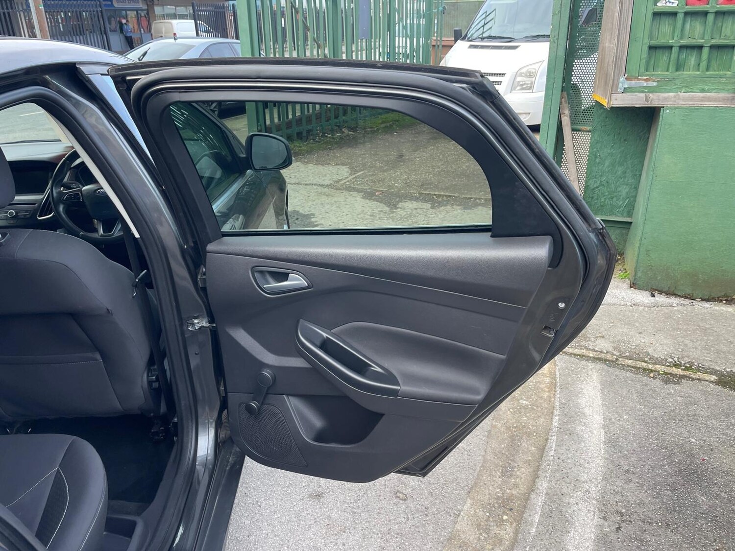 Used Ford Focus 2016 for sale - 77590669: Photo 24