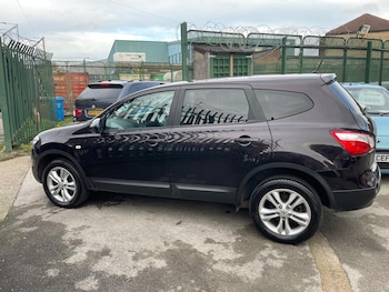 Used Nissan Qashqai+2 2013 for sale - 76951023: Photo