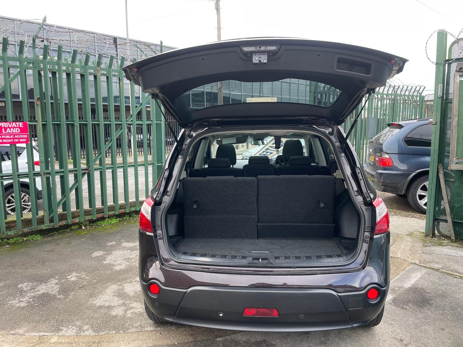 Used Nissan Qashqai+2 2013 for sale - 76951023: Photo 8