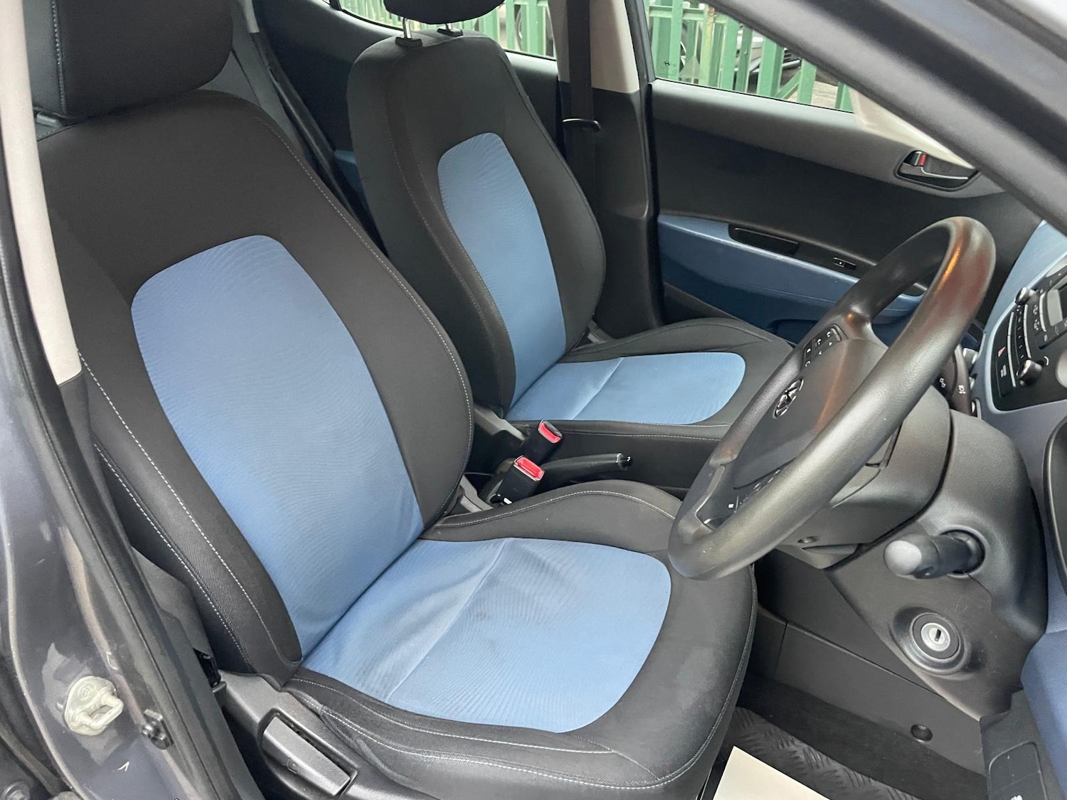 Used Hyundai i10 2014 for sale - 77431347: Photo 10