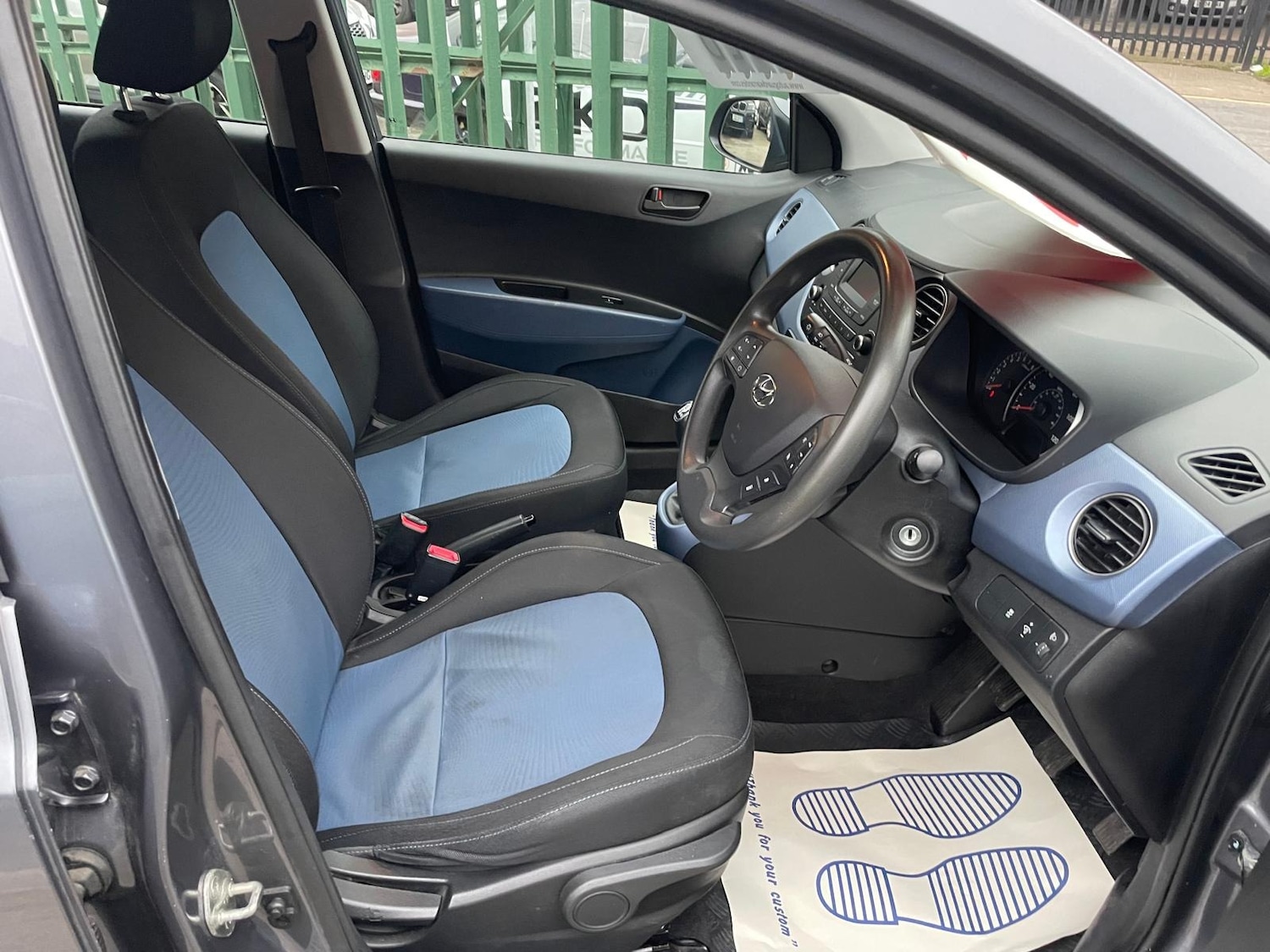 Used Hyundai i10 2014 for sale - 77431347: Photo 11