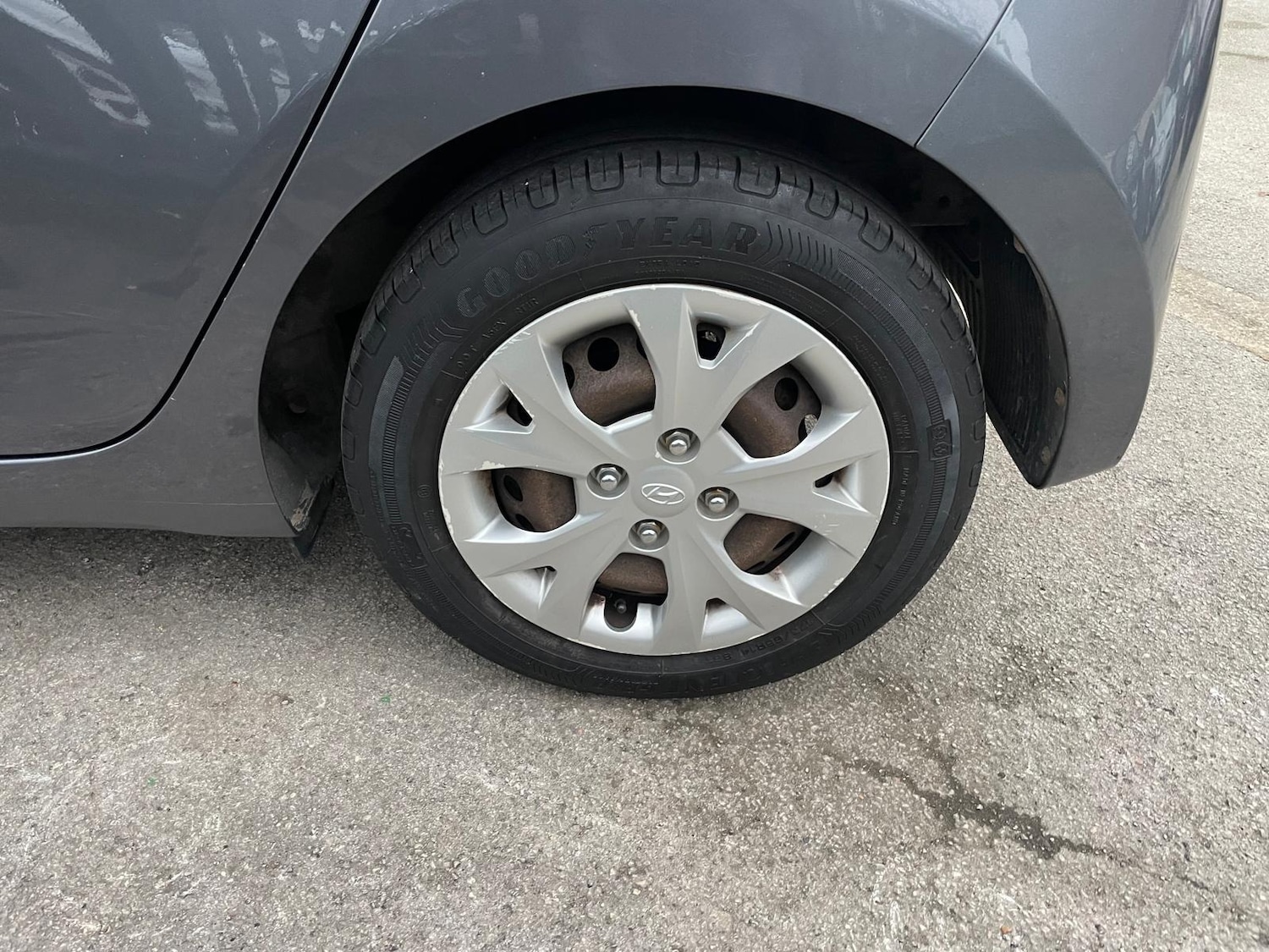 Used Hyundai i10 2014 for sale - 77431347: Photo 8