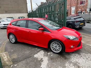 Used Ford Focus 2014 for sale - 76494931: Photo