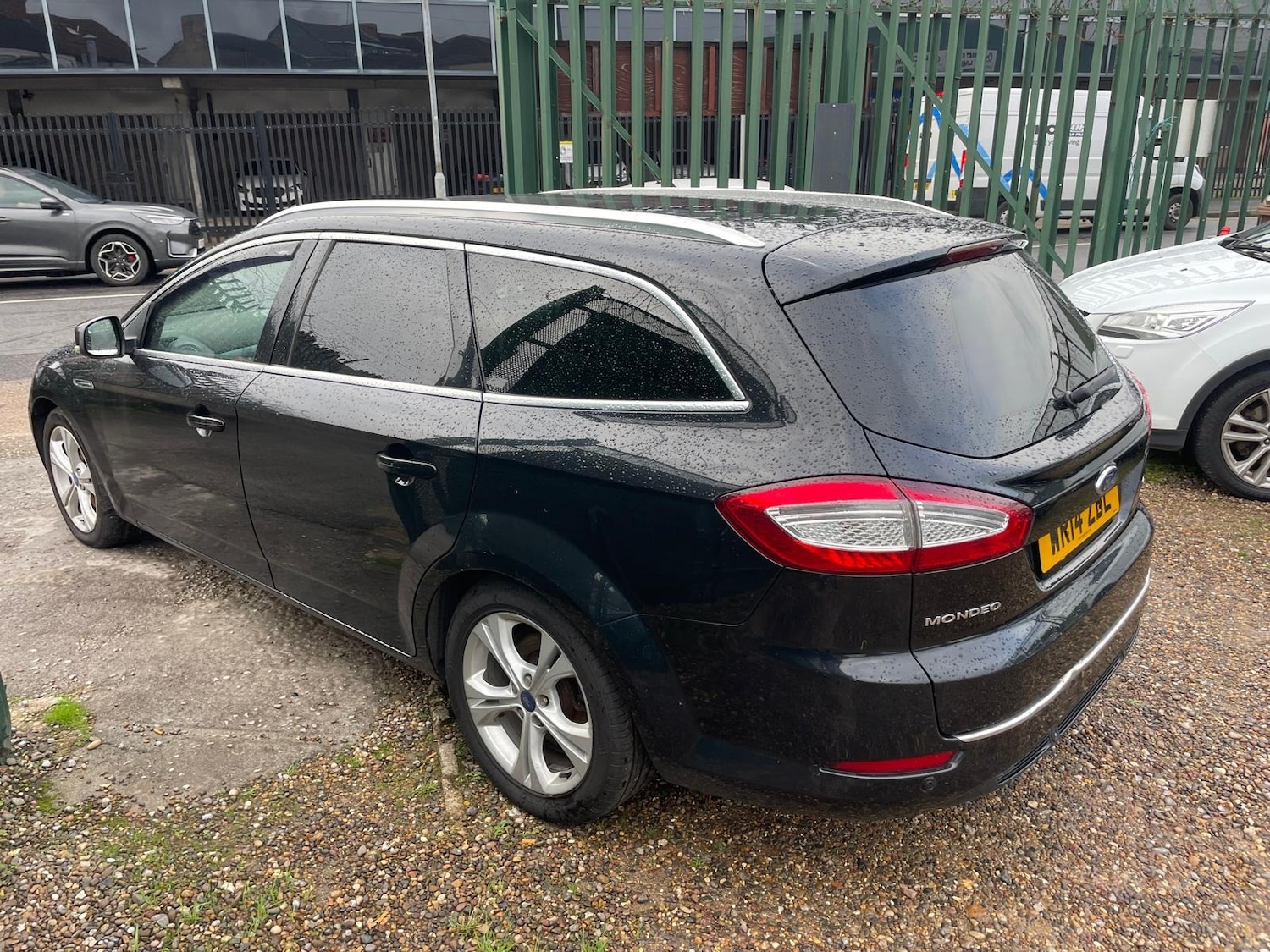 Used Ford Mondeo 2014 for sale - 76374824: Photo 3