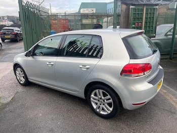 Used Volkswagen Golf 2009 for sale - 76710439: Photo