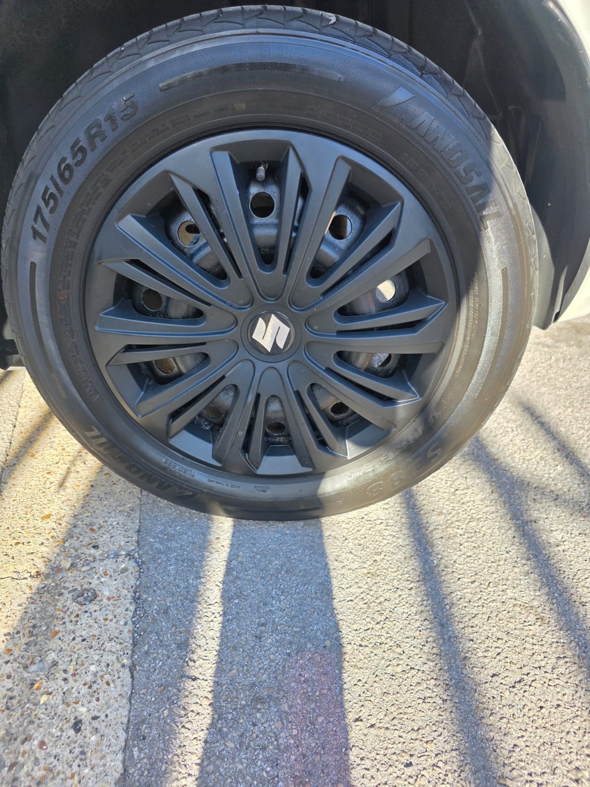 Used Suzuki Swift 2015 for sale - 76067185: Photo 3