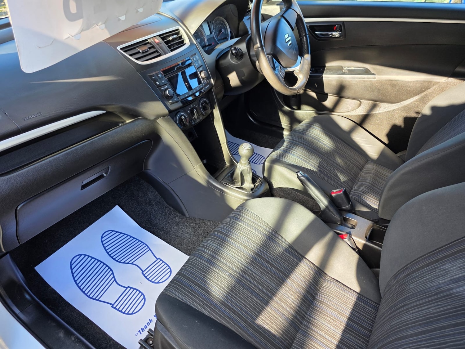 Used Suzuki Swift 2015 for sale - 76067185: Photo 4